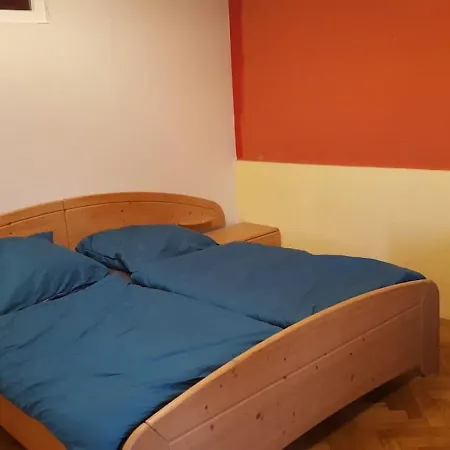 公寓 Spacious Apartment In Aurach With A Balcony Aurach